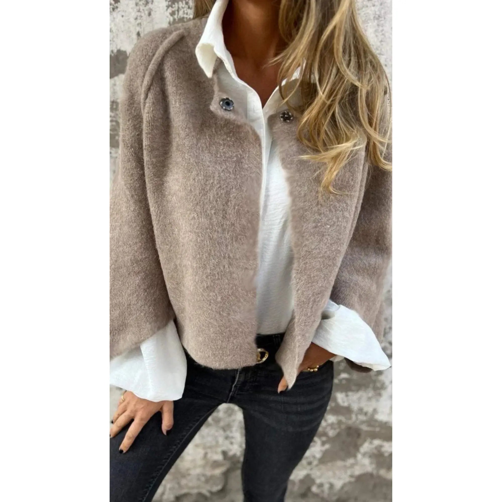 Rinalvo Elegant Coat with Timeless Charm