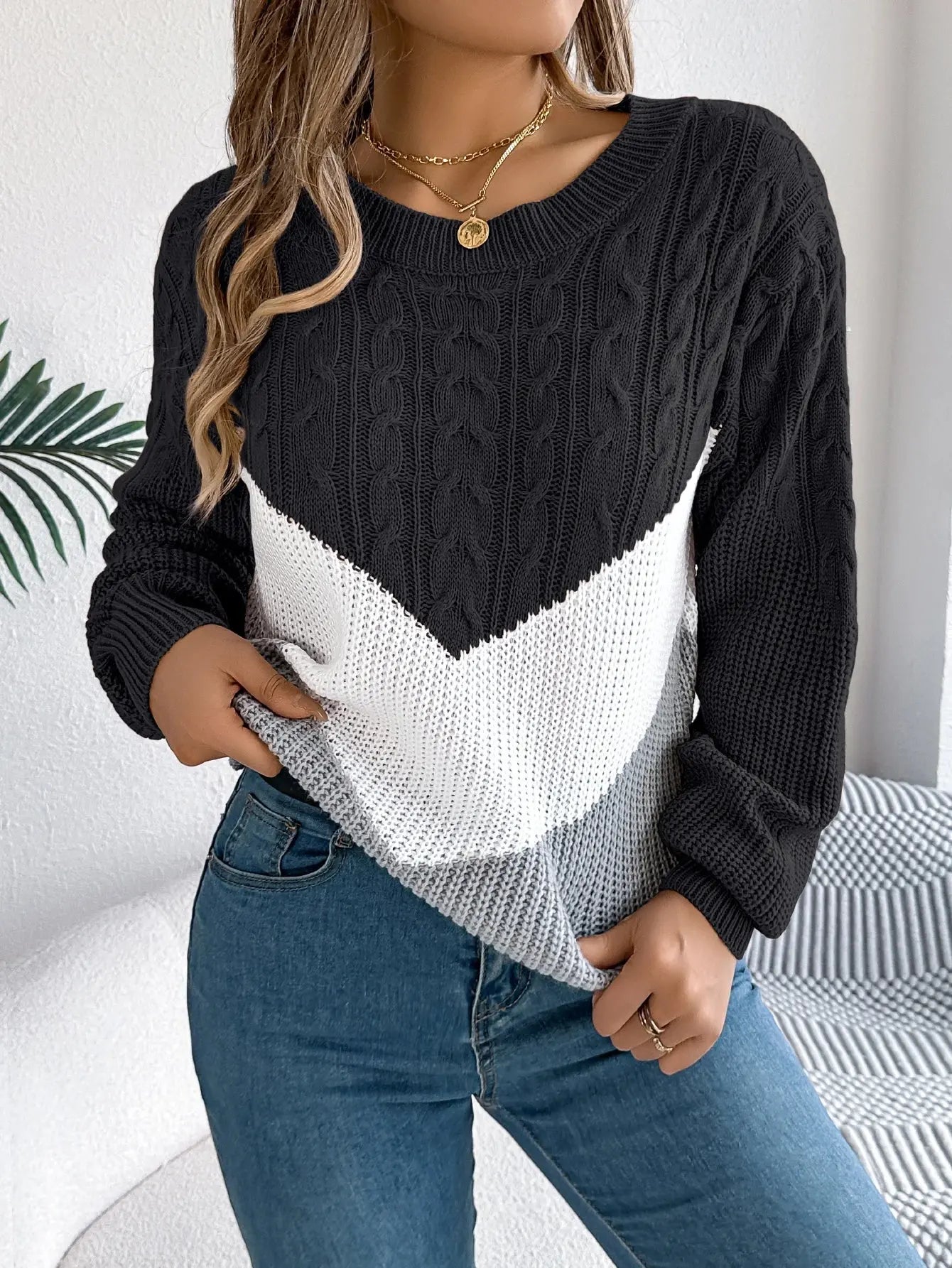Rinalvo™ Chevron Stitch Pullover
